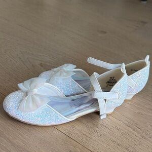 Disney Glittery White Dress Shoes with Bow